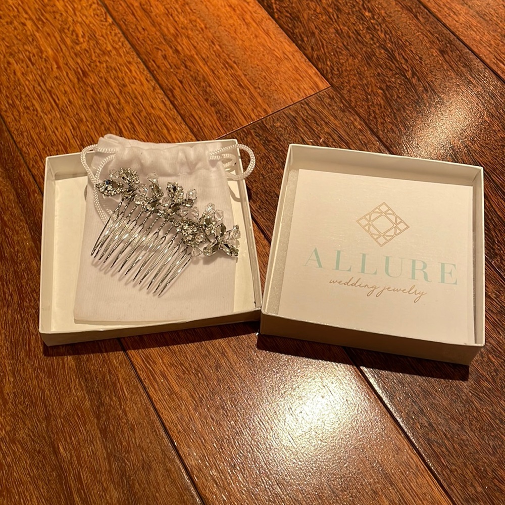 Allure wedding jewelry- hair comb